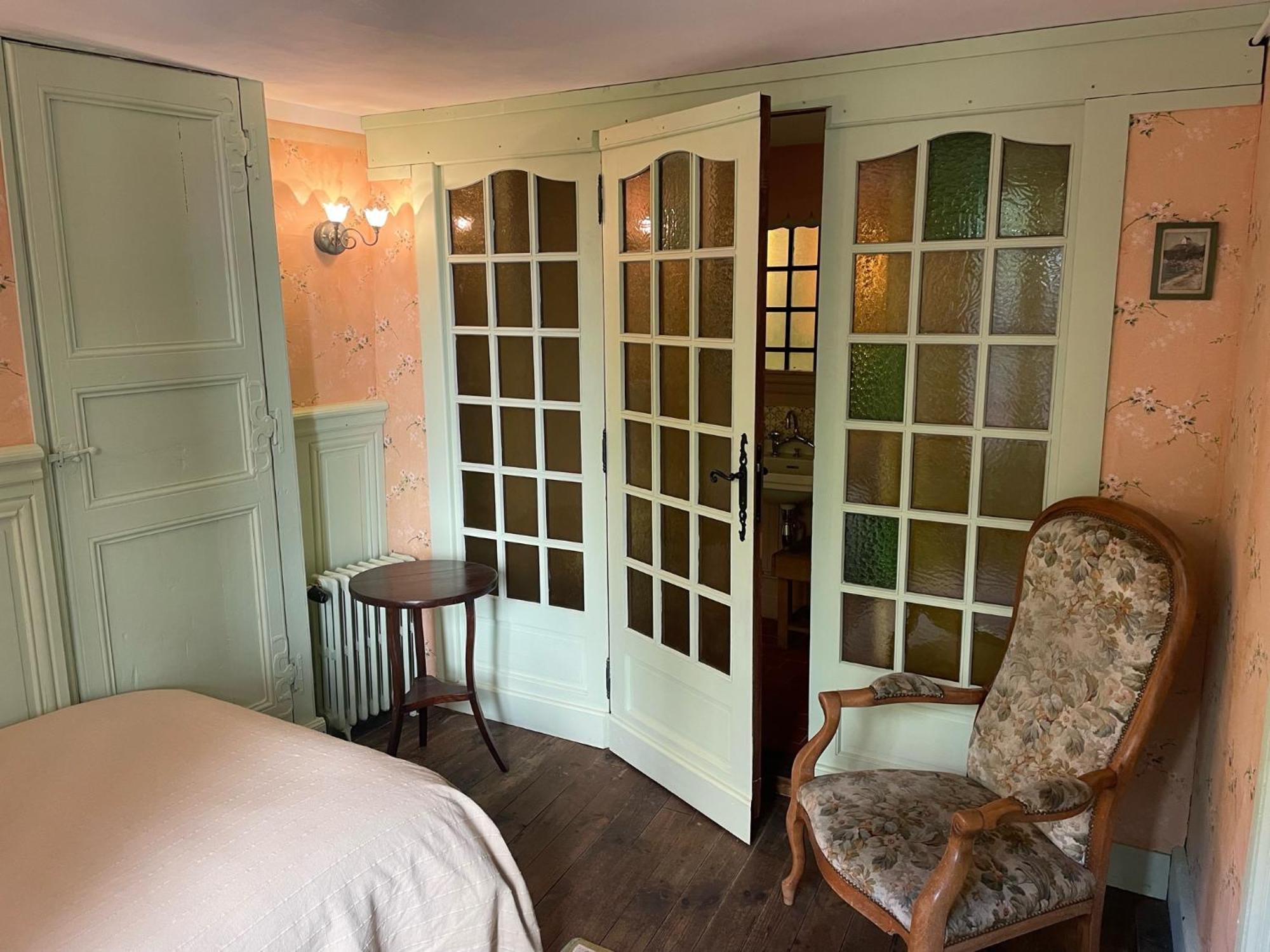Epicerie Vieille Du Puy En Velay Hotel Le Puy-en-Velay Room photo